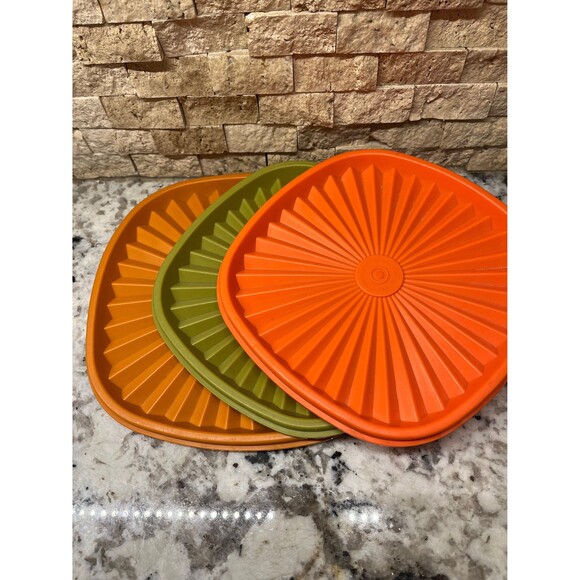 Vintage Tupperware Replacement Lids - Picture 1 of 4